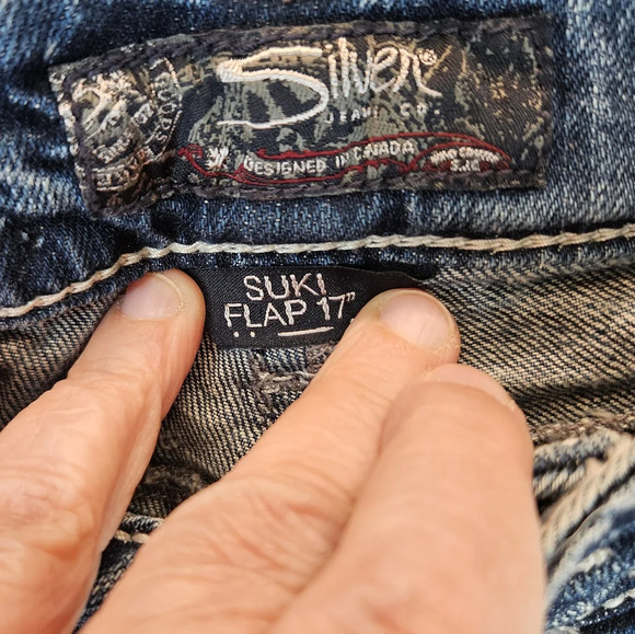 Silver Jeans Womens Sz 28x31 Suki Flap Pocket Stitching Silver Button Med Wash - Picture 5 of 14